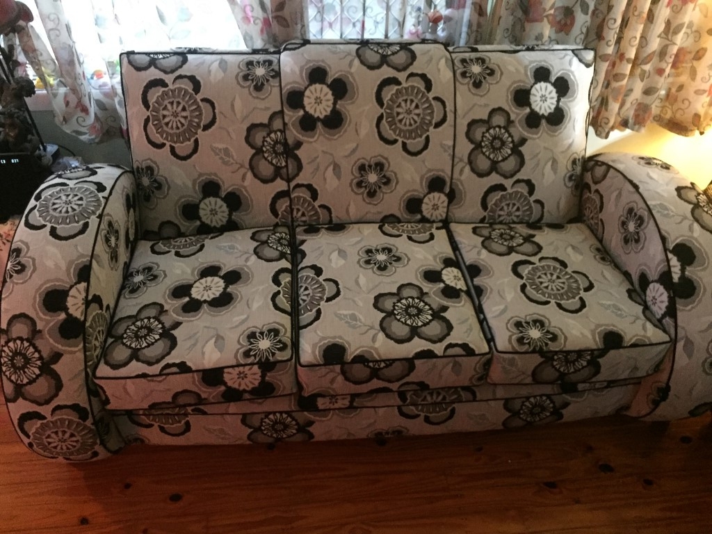 Recovered Lounge Suite